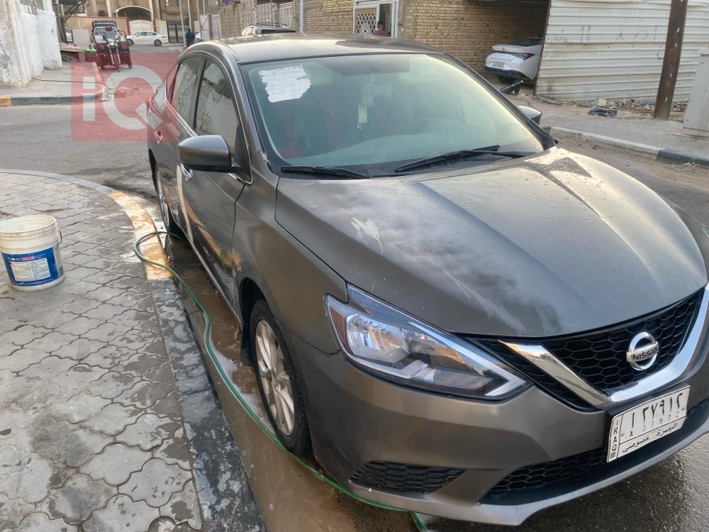 نیسان سێنترا